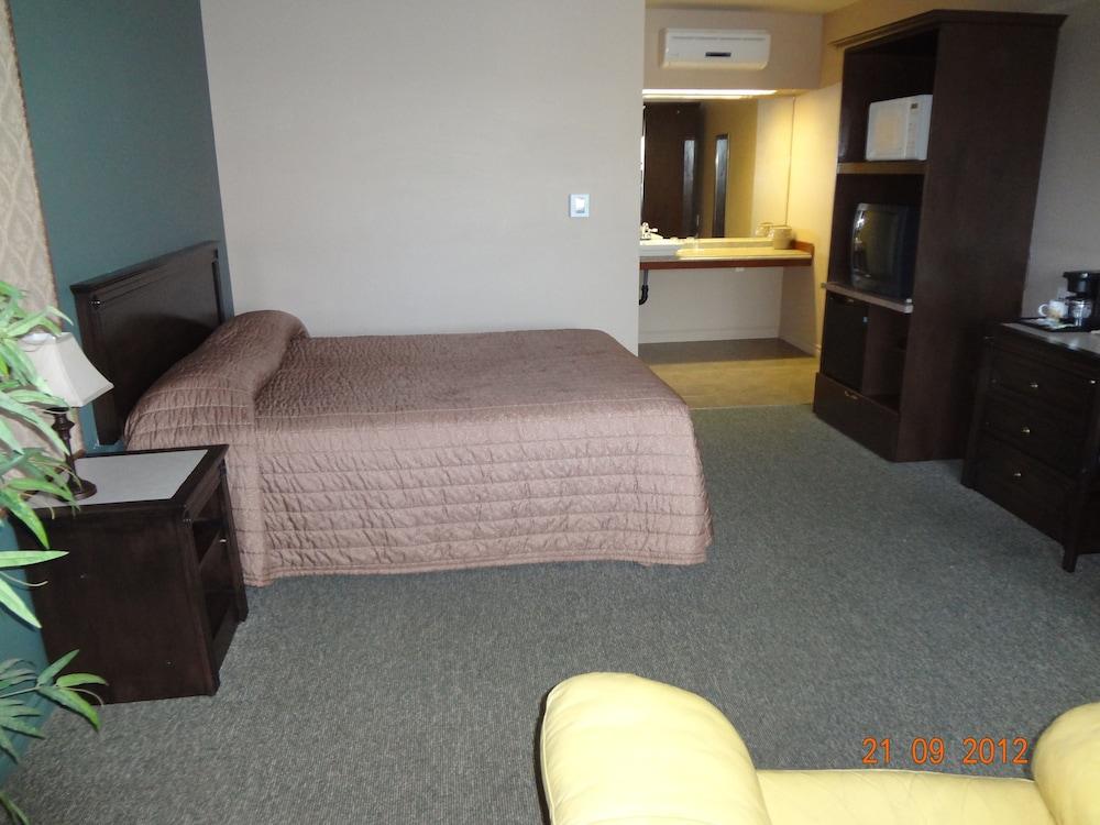 Hotel-Motel Drummond Drummondville Buitenkant foto