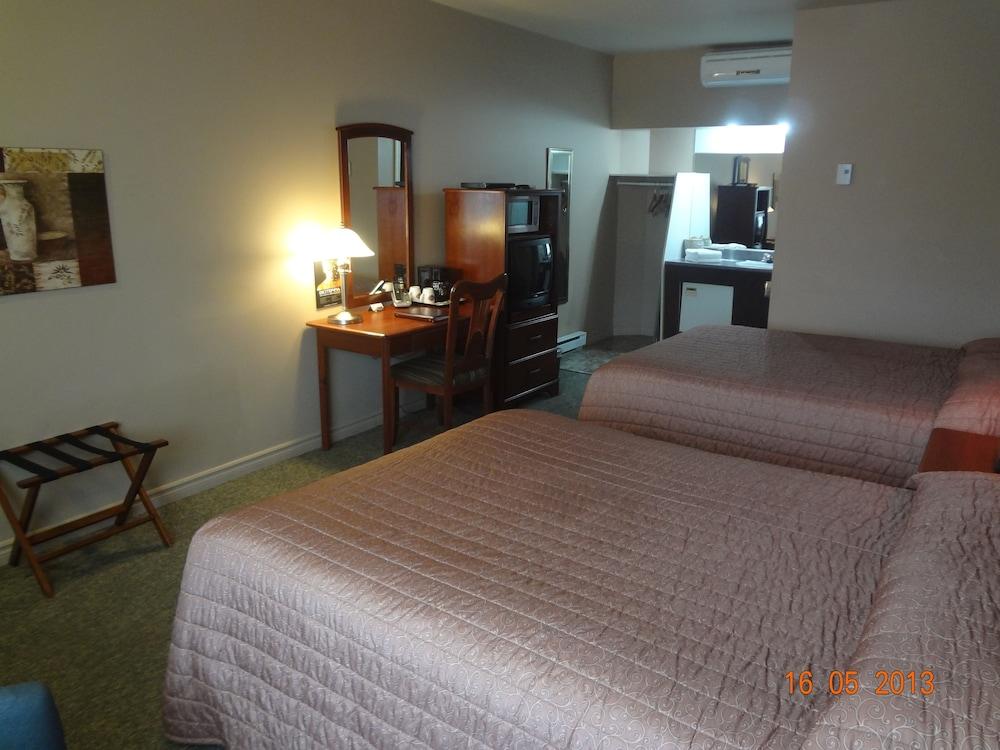Hotel-Motel Drummond Drummondville Buitenkant foto